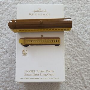 Hallmark Keepsake Lionel Union Pacific  Streamliner Ornament - 2010